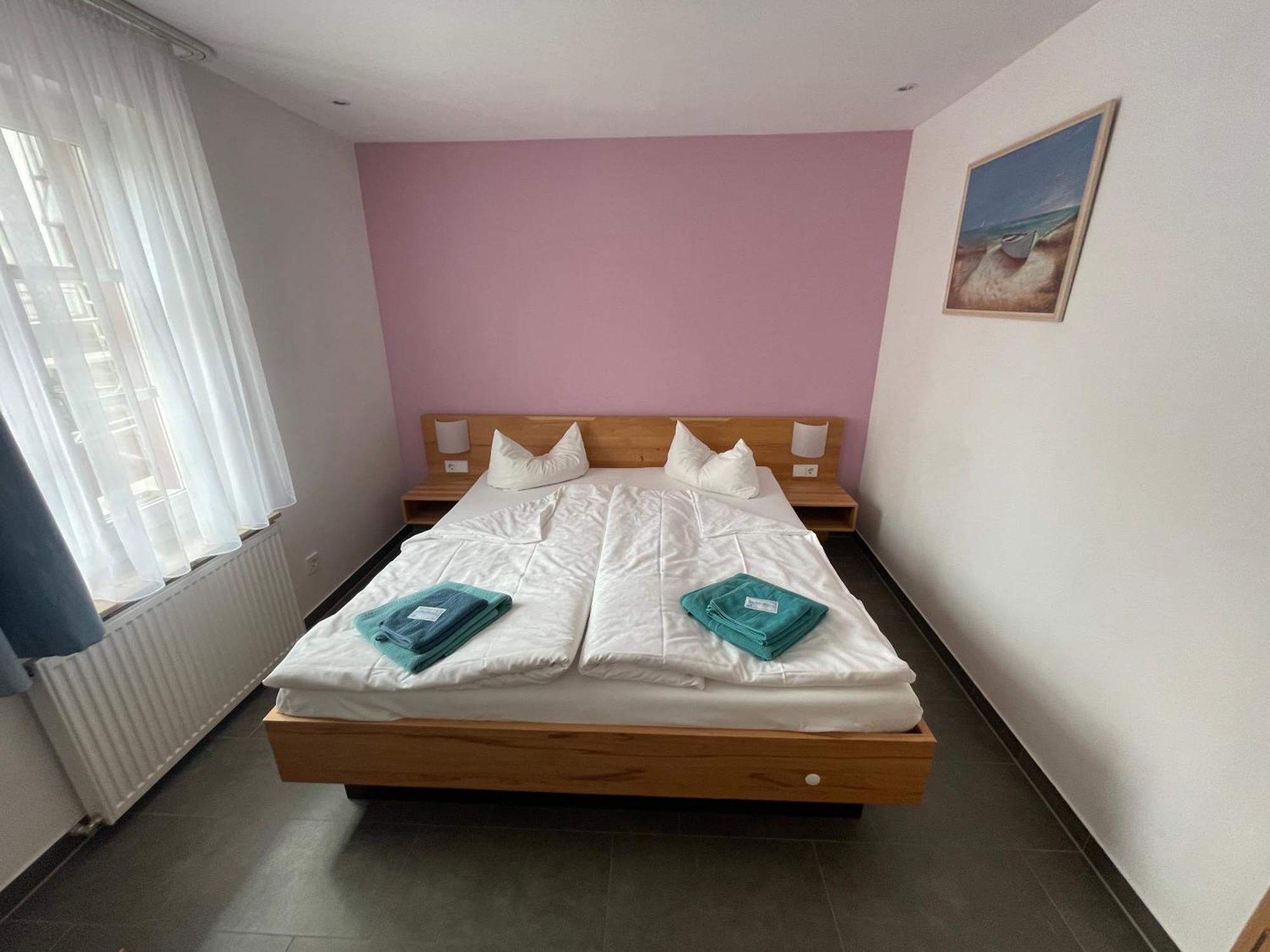- Ristorante La Grotta Privatunterkunft *